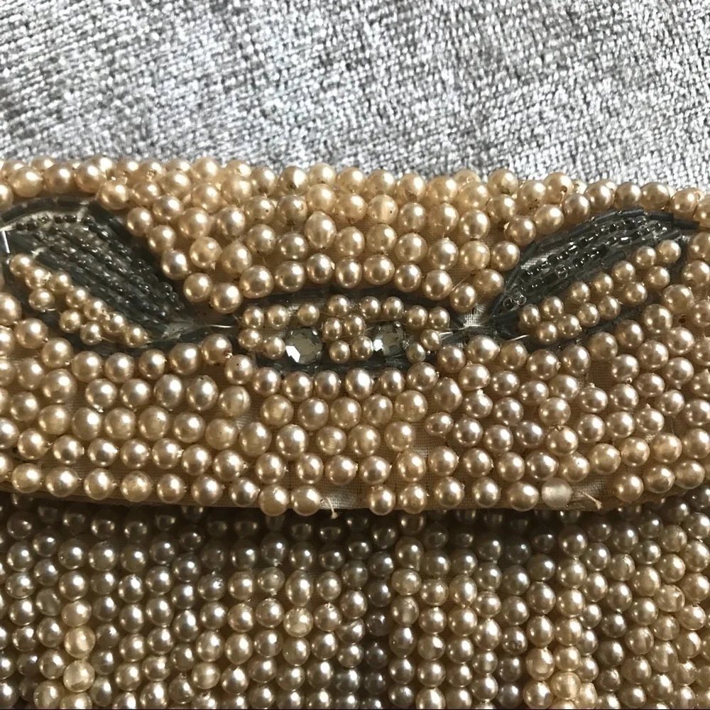 Vintage Pearl Mini Clutch